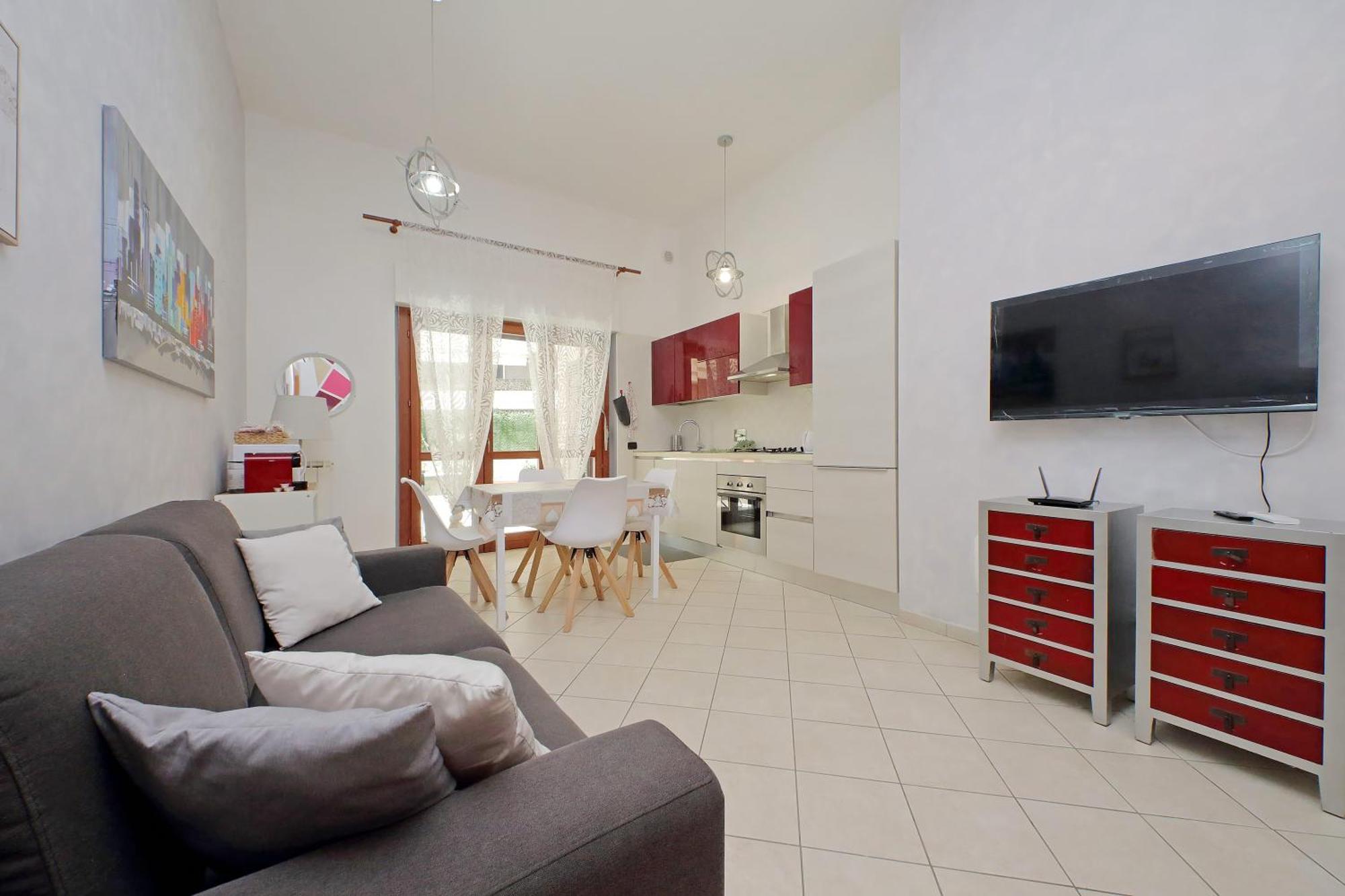 Brunelleschi House - Rome Airport And Fiera Roma 1 Train Stop Apartment Fiumicino