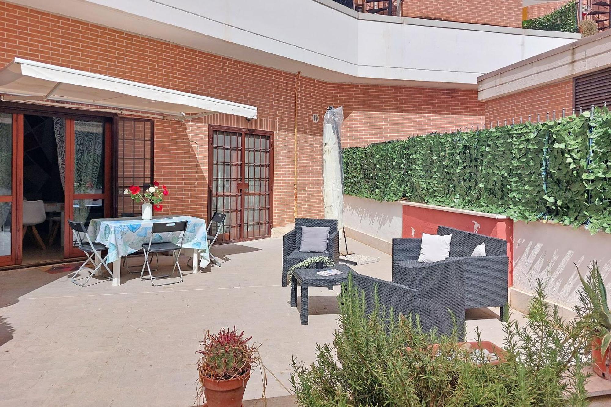 Brunelleschi House - Rome Airport And Fiera Roma 1 Train Stop Apartment *
