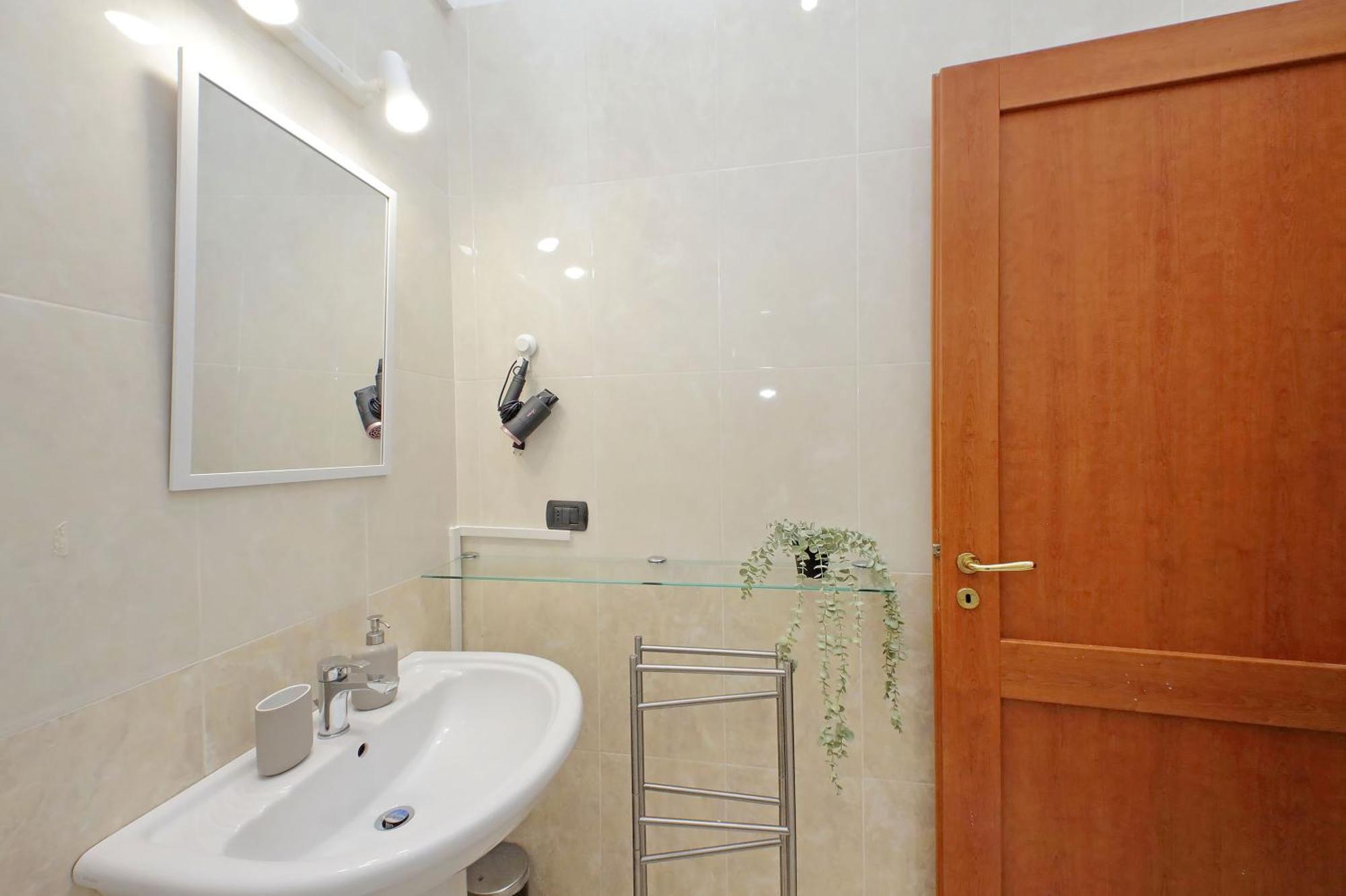 Brunelleschi House - Rome Airport And Fiera Roma 1 Train Stop * Fiumicino