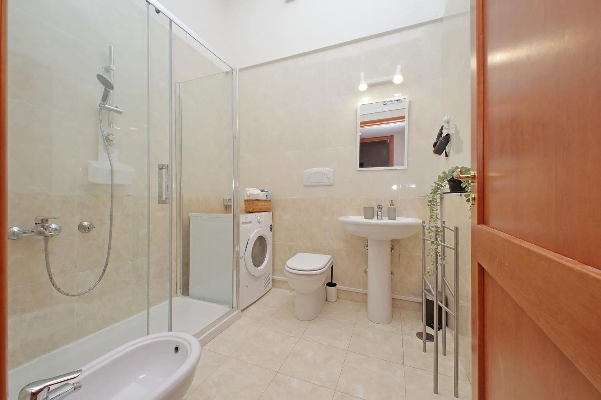 Apartment Brunelleschi House - Rome Airport And Fiera Roma 1 Train Stop