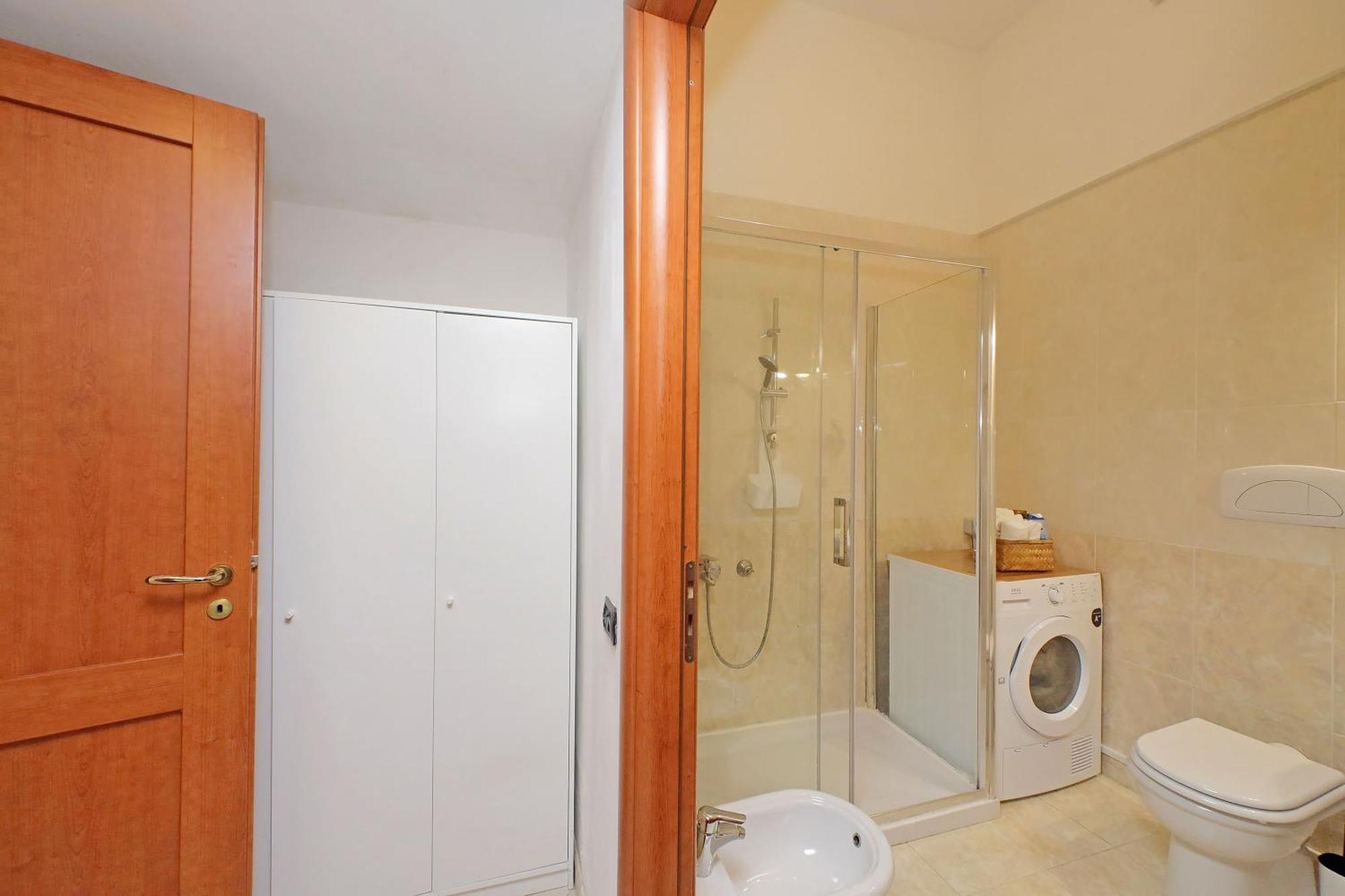 Brunelleschi House - Rome Airport And Fiera Roma 1 Train Stop Apartment *