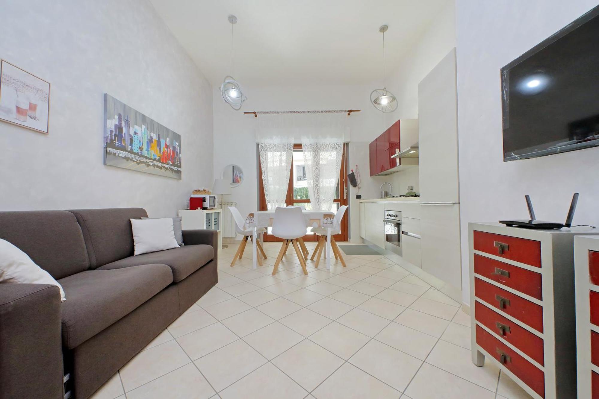 Brunelleschi House - Rome Airport And Fiera Roma 1 Train Stop Apartment