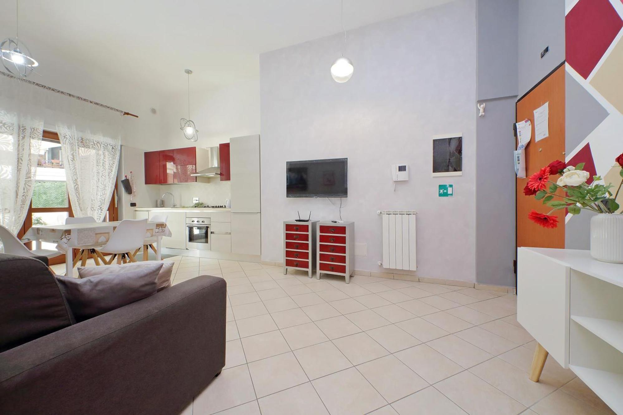 Brunelleschi House - Rome Airport And Fiera Roma 1 Train Stop Apartment *
